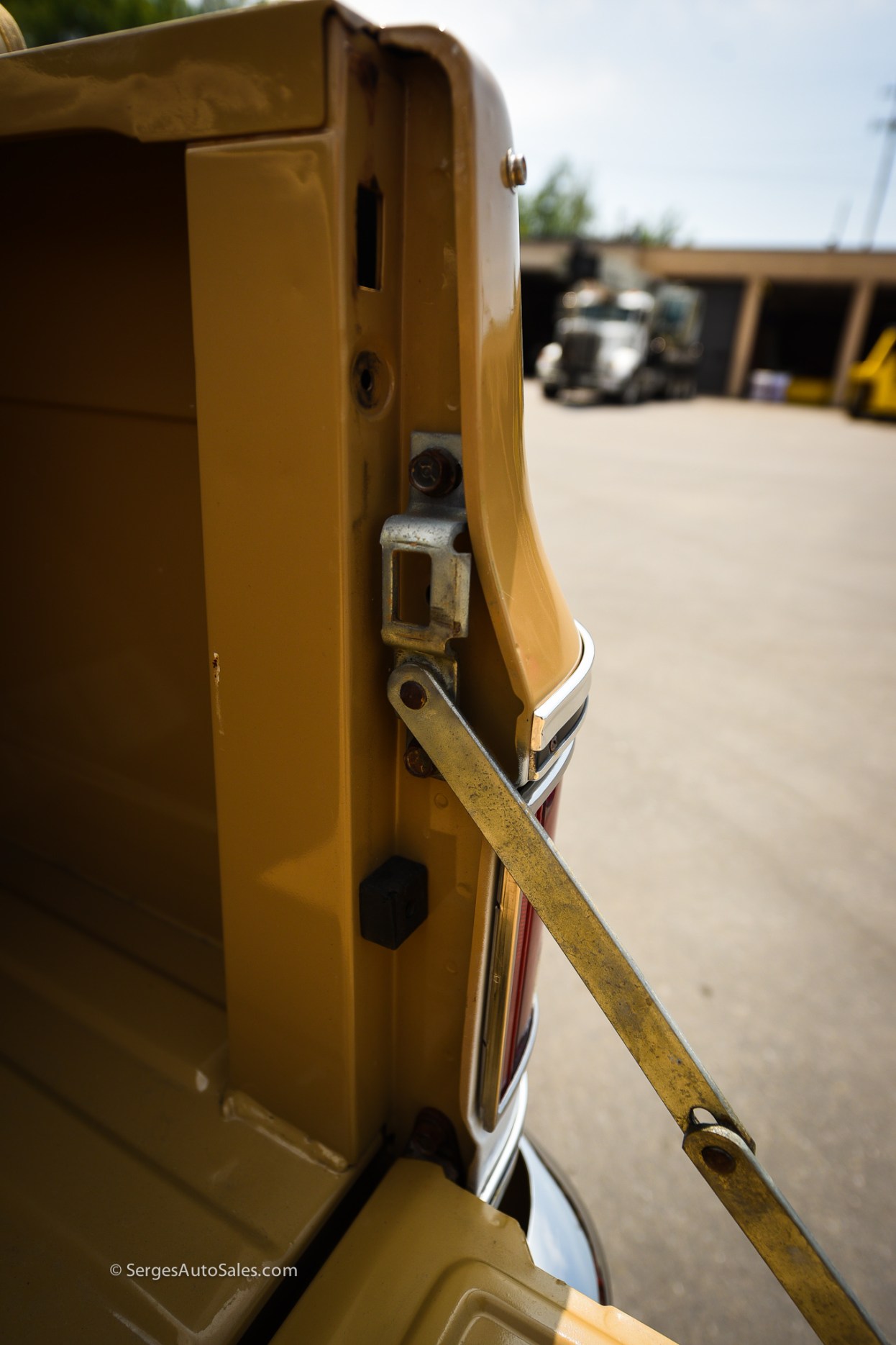 1973-1972-1971-1970-1969-chevrolet-cheyenne-pick-up-for-sale-barrett-mecum-serges-auto-sales-scranton-blakely-pennsylvania-113