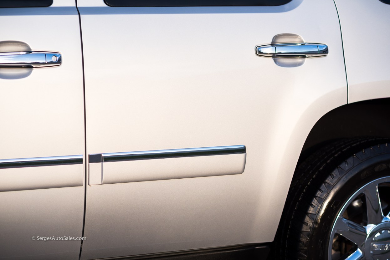 Yukon-Denali-for-sale-serges-auto-sales-scranton-2011-2012-car-dealer-blakely-15