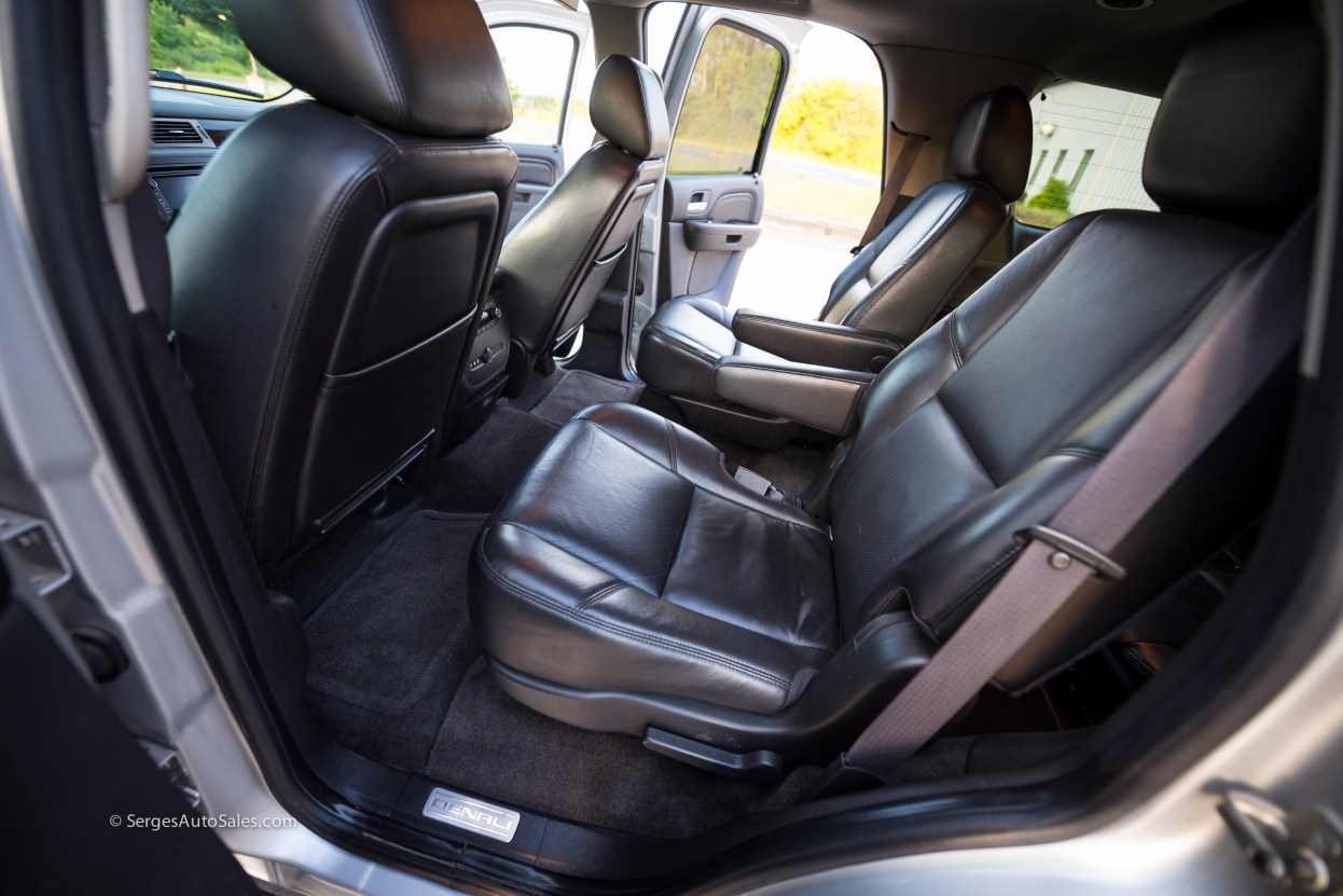 Yukon-Denali-for-sale-serges-auto-sales-scranton-2011-2012-car-dealer-blakely-46