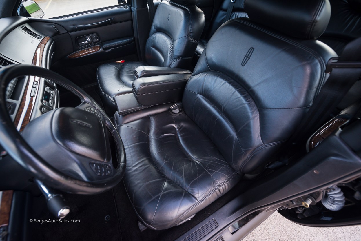 Lincon-town-car-for-sale-classic-1997-serges-auto-sales-pennsylvania-40
