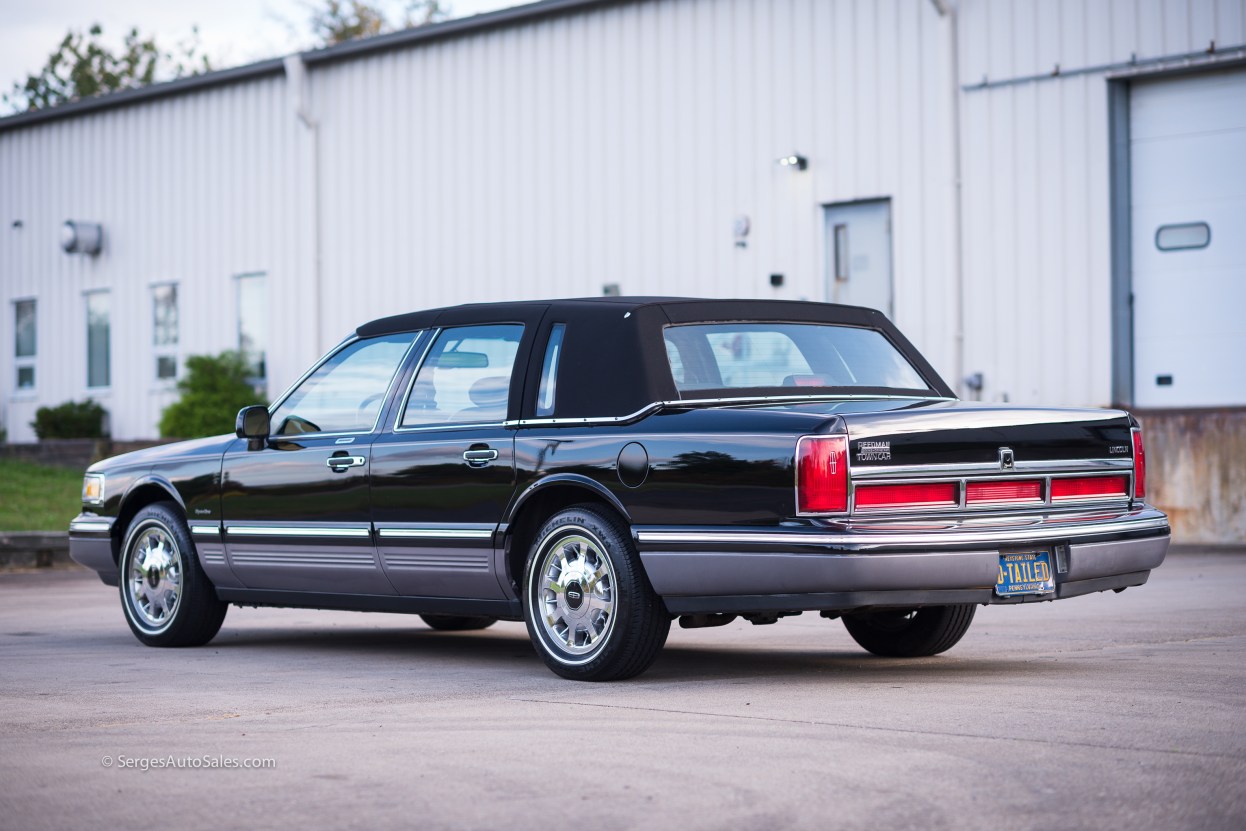 Lincon-town-car-for-sale-classic-1997-serges-auto-sales-pennsylvania-12