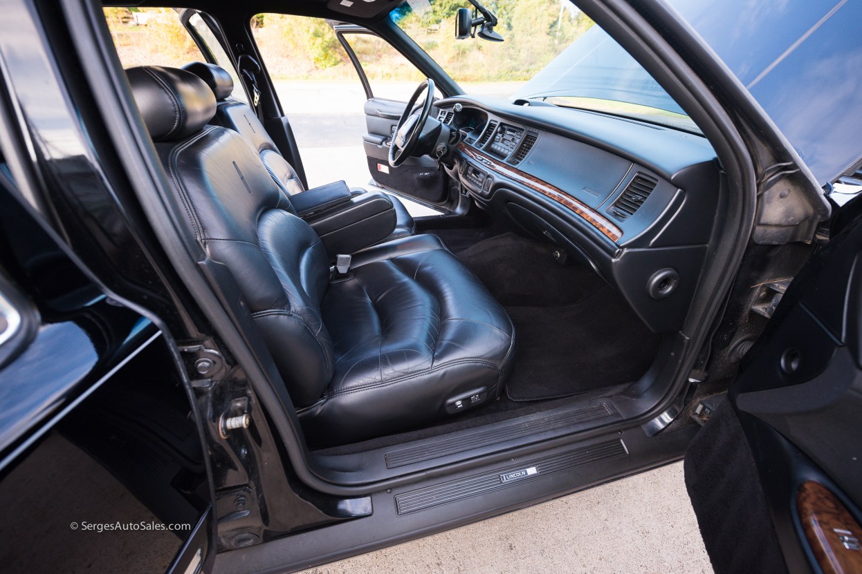 Lincon-town-car-for-sale-classic-1997-serges-auto-sales-pennsylvania-67