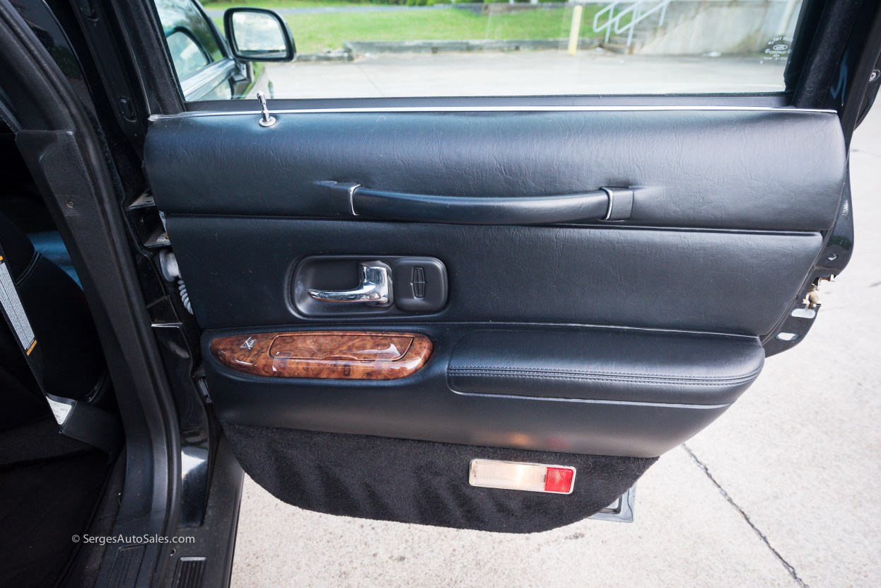 Lincon-town-car-for-sale-classic-1997-serges-auto-sales-pennsylvania-50